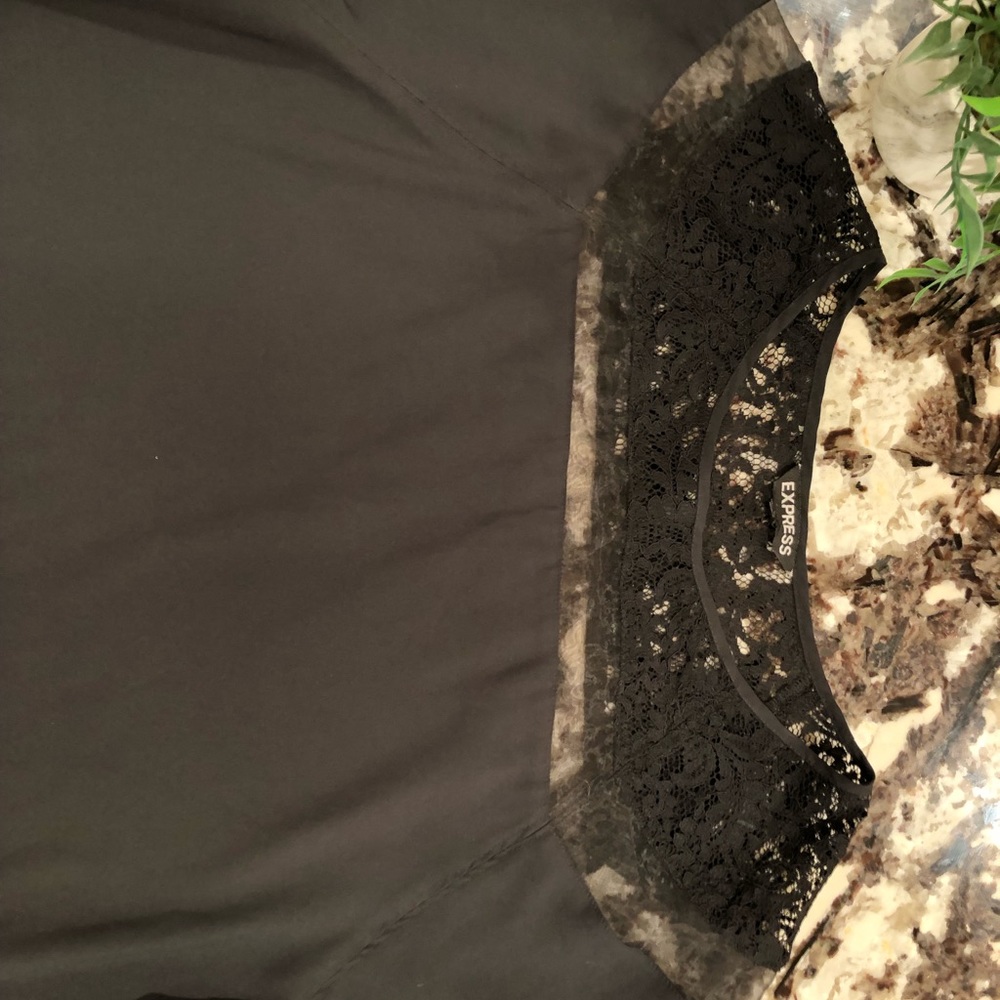 Express Crop Top - image 3